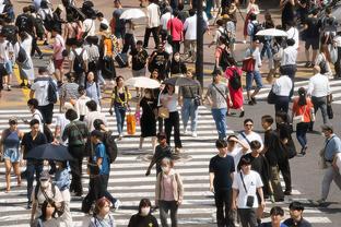 皇马本赛季战绩24胜3平2负，2场失利都是客场对阵马竞